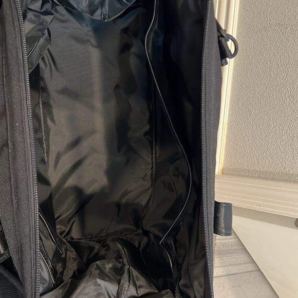 Beis Mini Weekender - Picture 6 of 6